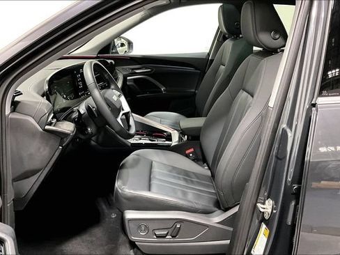 Certified 2025 Audi Q5 Premium w/ Convenience Package AWD/4WD image 21