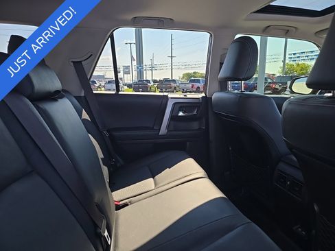 Used 2023 Toyota 4Runner Limited AWD/4WD image 9