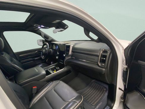 Used 2019 RAM 1500 Limited AWD/4WD image 26