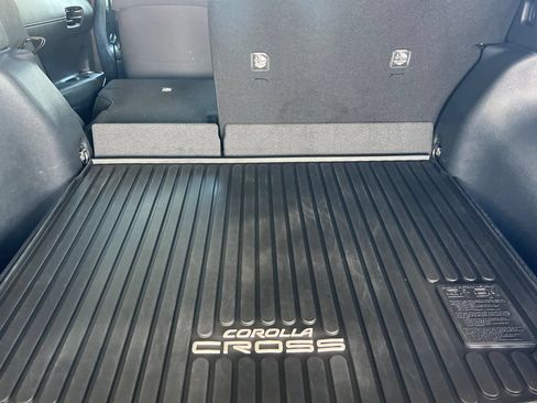 Certified 2023 Toyota Corolla Cross LE w/ Moonroof Package AWD/4WD image 12