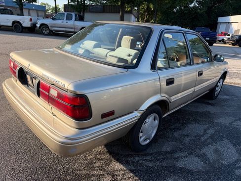 Used 1992 Toyota Corolla LE FWD image 5