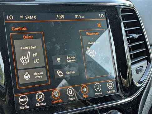 Used 2021 Jeep Grand Cherokee Laredo X AWD/4WD image 21