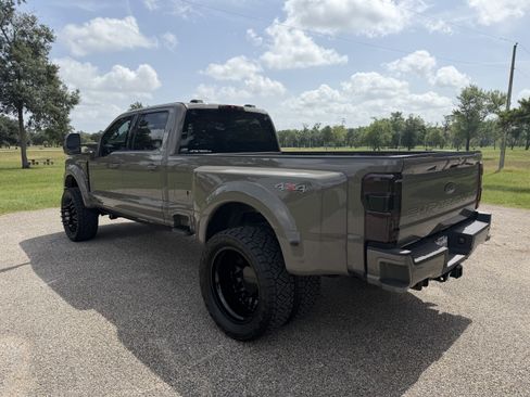 Used 2026 Ford F450 Lariat AWD/4WD image 18