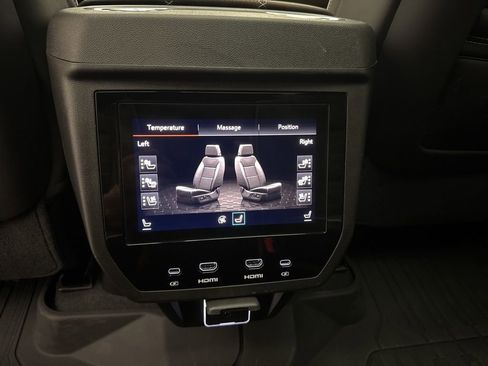 Used 2025 GMC Yukon Denali Ultimate AWD/4WD image 74