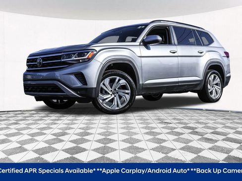 Used 2022 Volkswagen Atlas SE image 2