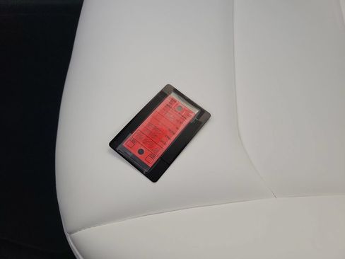 Used 2023 Tesla Model Y 2WD image 24