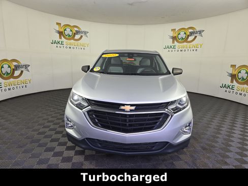 Certified 2020 Chevrolet Equinox LS w/ LS Convenience Package FWD image 2