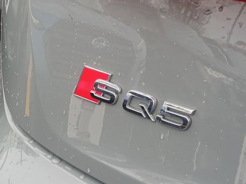 Used 2019 Audi SQ5 Premium Plus AWD/4WD image 28