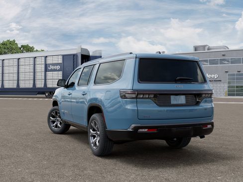 New 2026 Jeep Grand Wagoneer L Limited AWD/4WD image 3