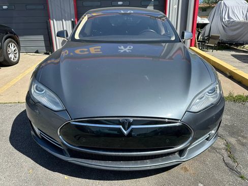 Used 2014 Tesla Model S image 3