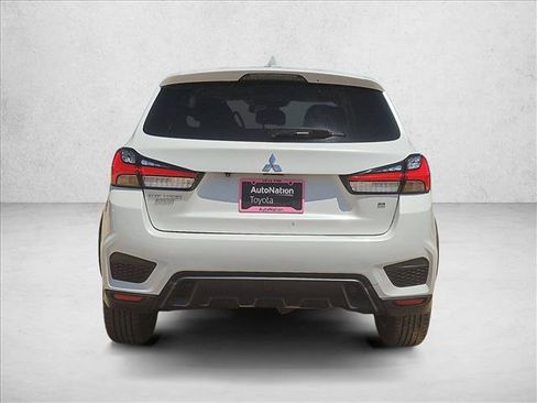 Used 2020 Mitsubishi Outlander Sport SE FWD image 7