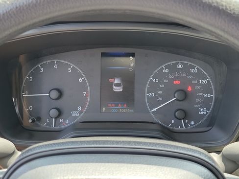 Used 2025 Toyota Corolla LE FWD image 28
