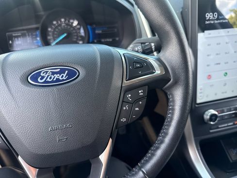 Used 2024 Ford Edge SEL AWD/4WD image 38