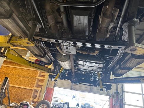 Used 2001 Toyota Land Cruiser image 86