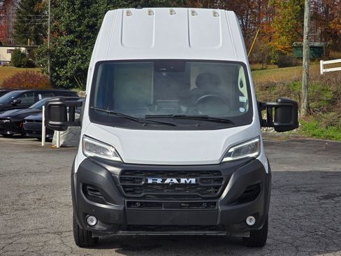 Used 2024 RAM ProMaster 3500 w/ Delivery Van Package image 21