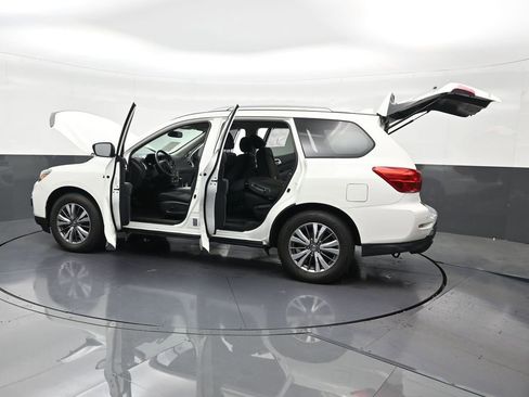 Used 2020 Nissan Pathfinder SV FWD image 34