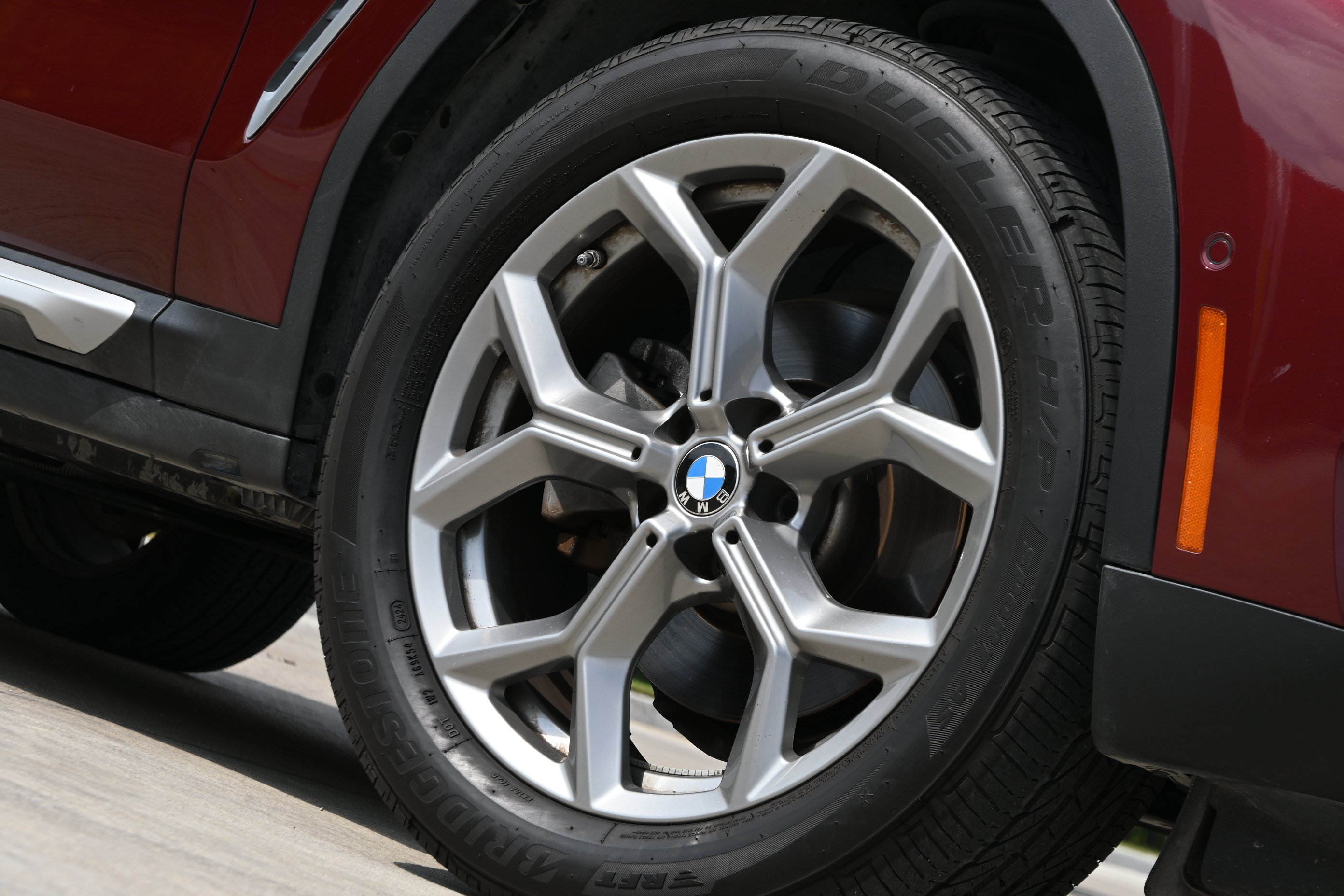 Certified 2025 BMW X4 xDrive30i AWD/4WD image 11