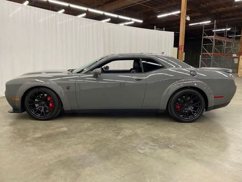 Used 2019 Dodge Challenger SRT Hellcat Redeye RWD image 3