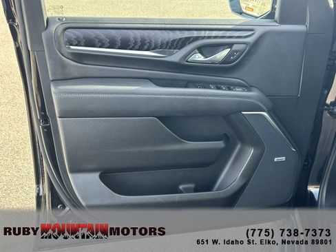 Used 2024 GMC Yukon Denali image 9