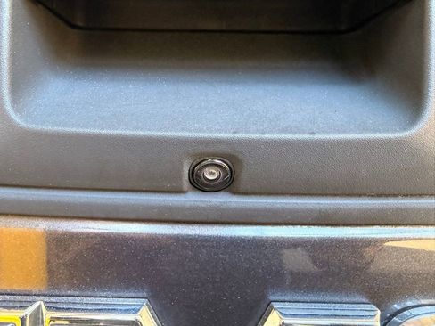 Used 2016 GMC Sierra 1500 SLE w/ All-Terrain Package image 7