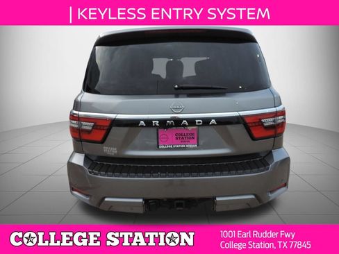Used 2022 Nissan Armada SV w/ SV Appearance Package RWD image 5