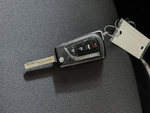 Used 2024 Toyota Corolla LE image 36