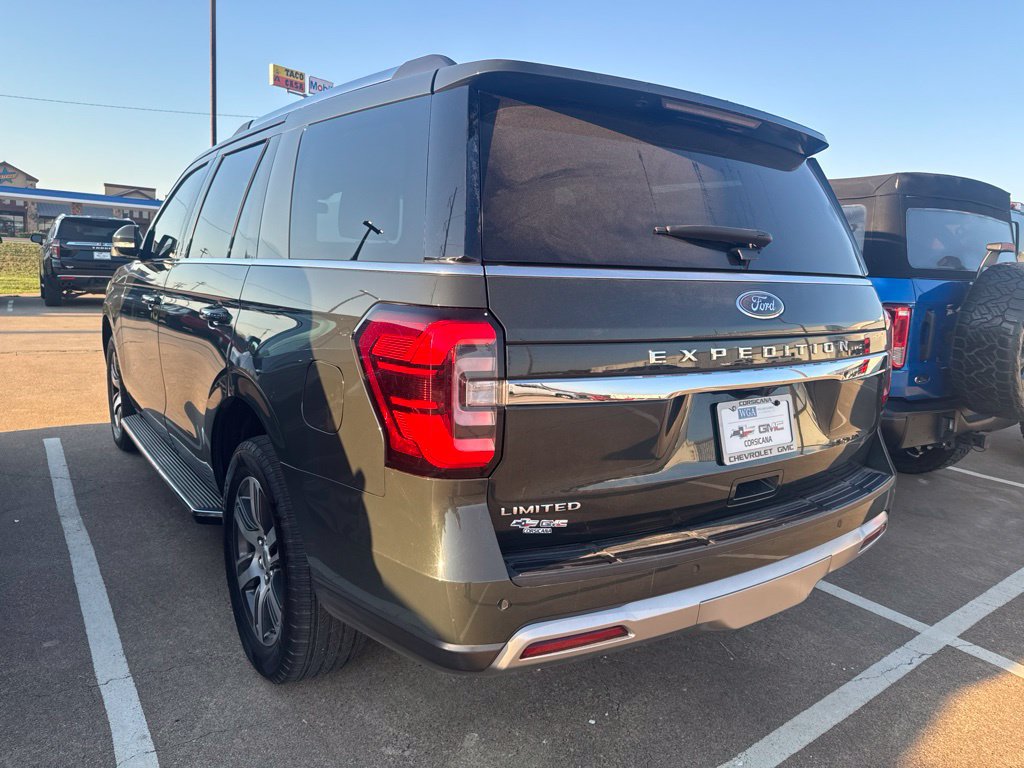 Used 2022 Ford Expedition Limited AWD/4WD image 7