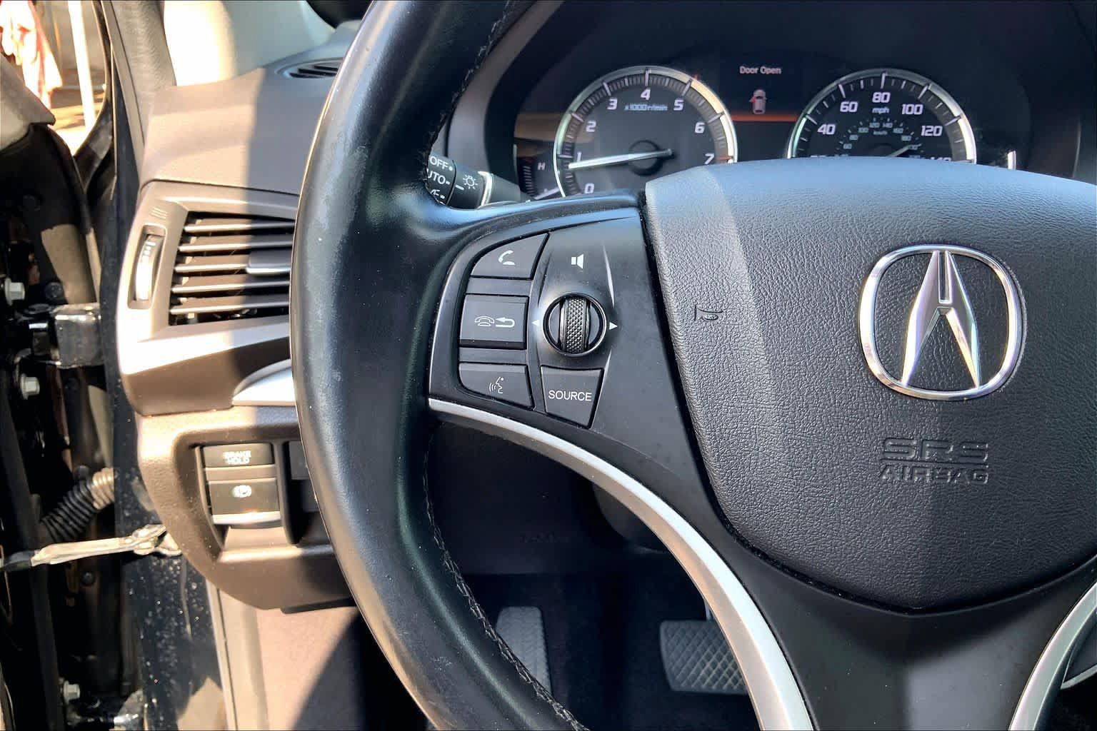 Used 2020 Acura MDX FWD image 24