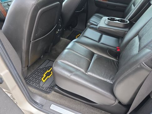 Used 2007 Chevrolet Avalanche LT w/ LT Preferred Equipment Group AWD/4WD image 16