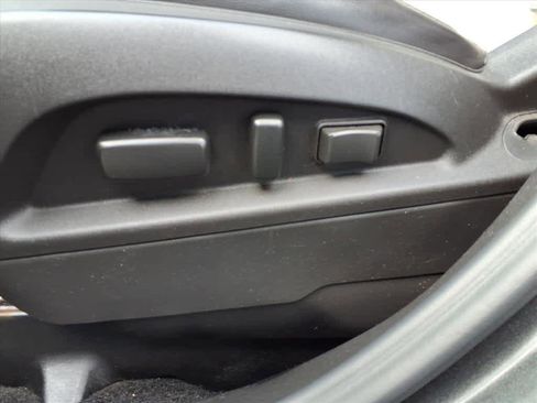 Used 2017 GMC Terrain SLT w/ Open Road Package image 10