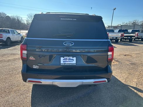 Used 2022 Ford Expedition Timberline image 3