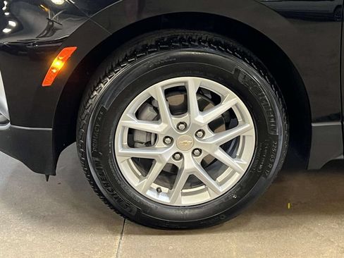 Used 2024 Chevrolet Equinox LT w/ LPO, Floor Liner Package FWD image 8