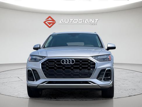 Used 2025 Audi Q5 2.0T Premium Plus w/ Premium Plus Package AWD/4WD image 12