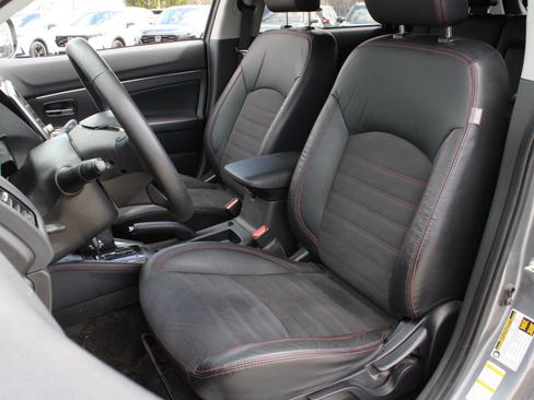 Used 2023 Mitsubishi Outlander Sport SE AWD/4WD image 15