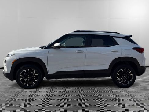 Used 2023 Chevrolet TrailBlazer LT w/ Convenience Package image 4