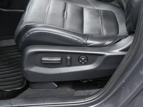 Certified 2021 Honda CR-V Touring image 18
