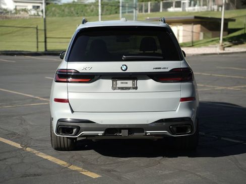 Used 2024 BMW X7 xDrive40i w/ Executive Package AWD/4WD image 4