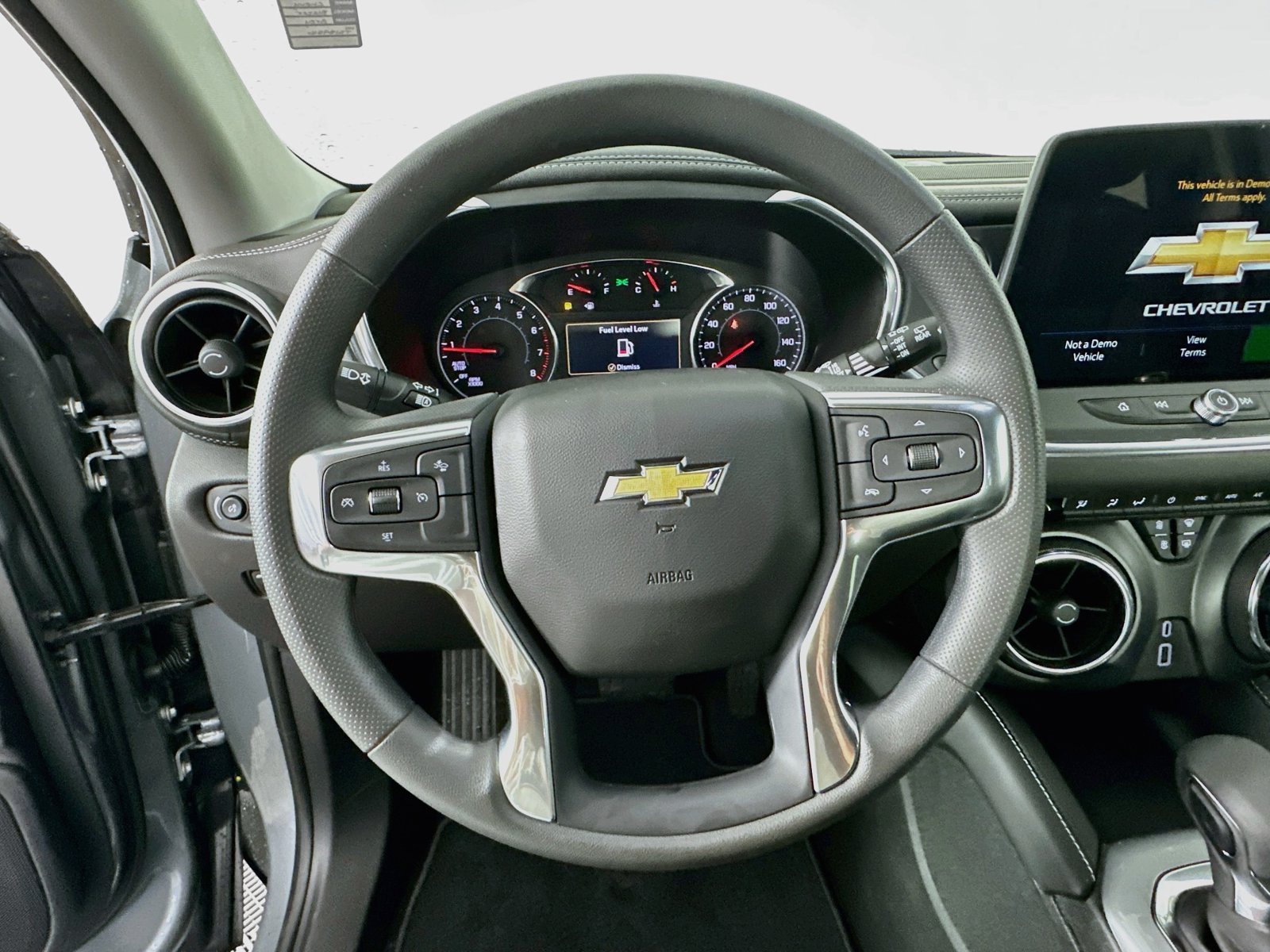 New 2026 Chevrolet Blazer LT w/ Midnight/Sport Edition AWD/4WD image 11