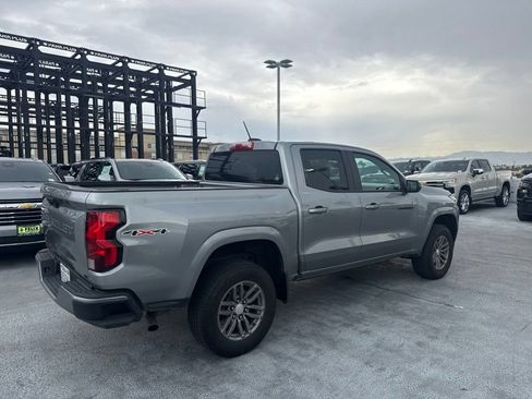Used 2023 Chevrolet Colorado LT AWD/4WD image 5