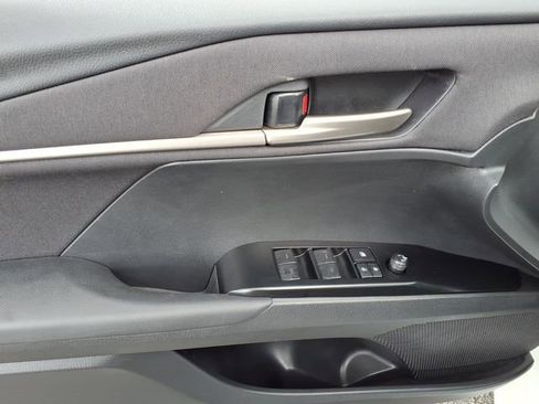 Certified 2025 Toyota Camry LE image 10