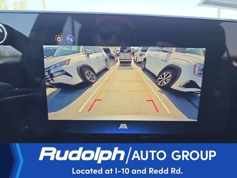 Used 2026 Chevrolet Equinox LT AWD/4WD image 25
