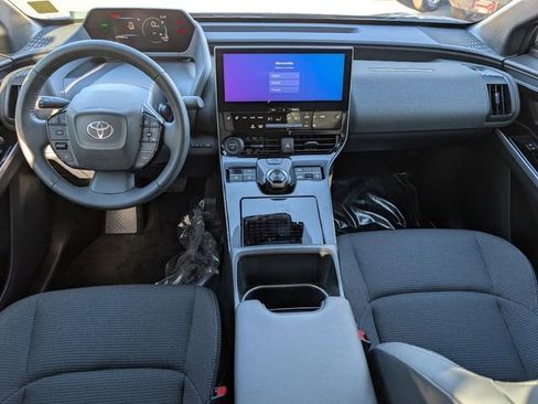 Used 2023 Toyota bZ4X XLE w/ Weather Package image 17