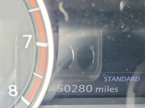 Used 2023 Nissan Rogue SV FWD image 4