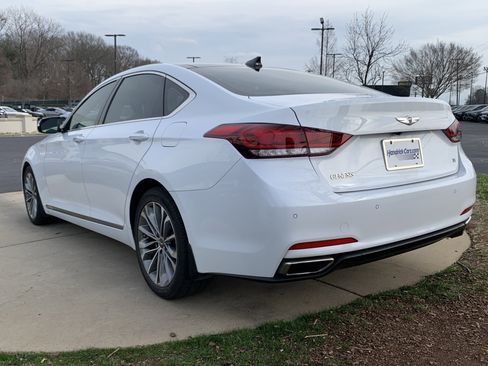 Used 2016 Hyundai Genesis 3.8 w/ Option Group 02 image 8