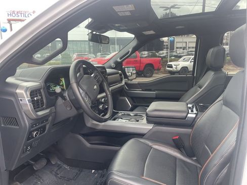 Used 2024 Ford F150 Lariat w/ Equipment Group 502A High image 5