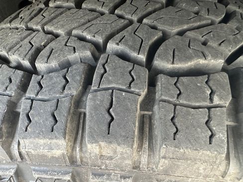 Used 2024 Chevrolet Colorado Trail Boss w/ Technology Package image 9