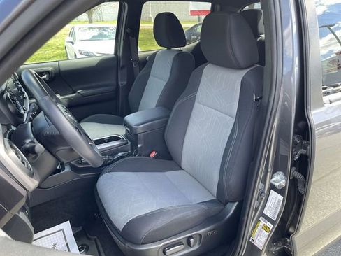 Certified 2023 Toyota Tacoma TRD Sport w/ Technology Package AWD/4WD image 14