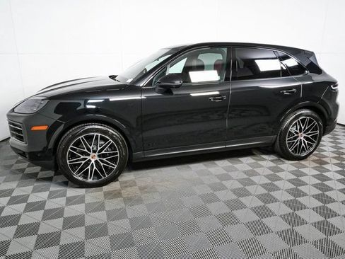 New 2026 Porsche Cayenne AWD/4WD image 2