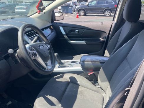 Used 2013 Ford Edge SE FWD image 4