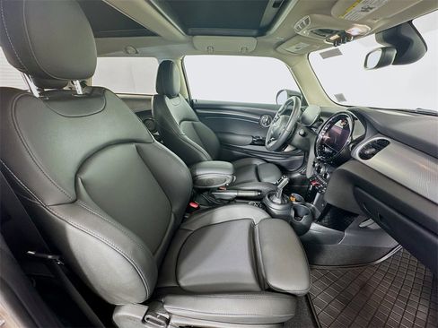 Certified 2024 MINI Cooper S image 28